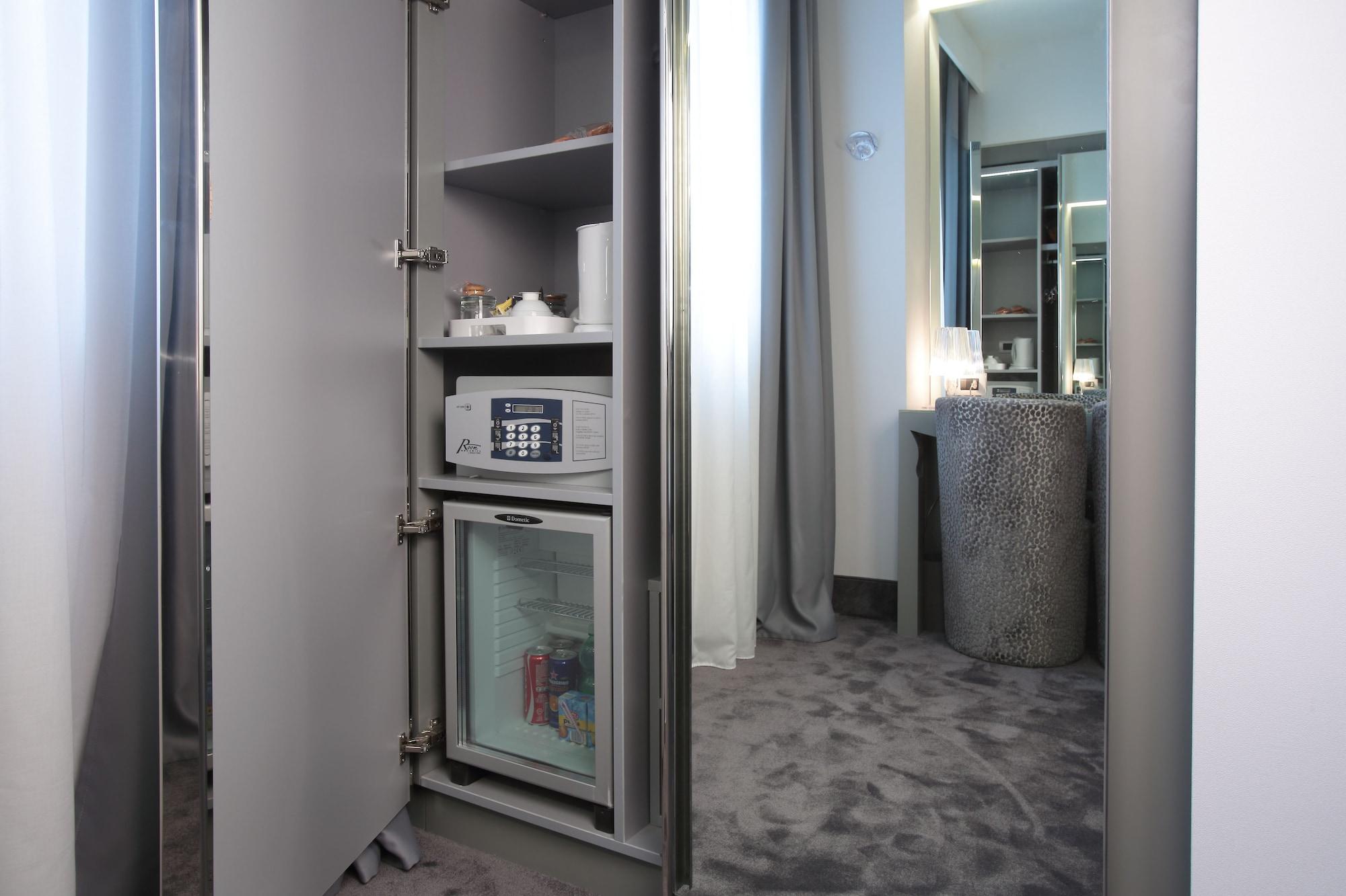 Hotel Berna Milano Esterno foto
