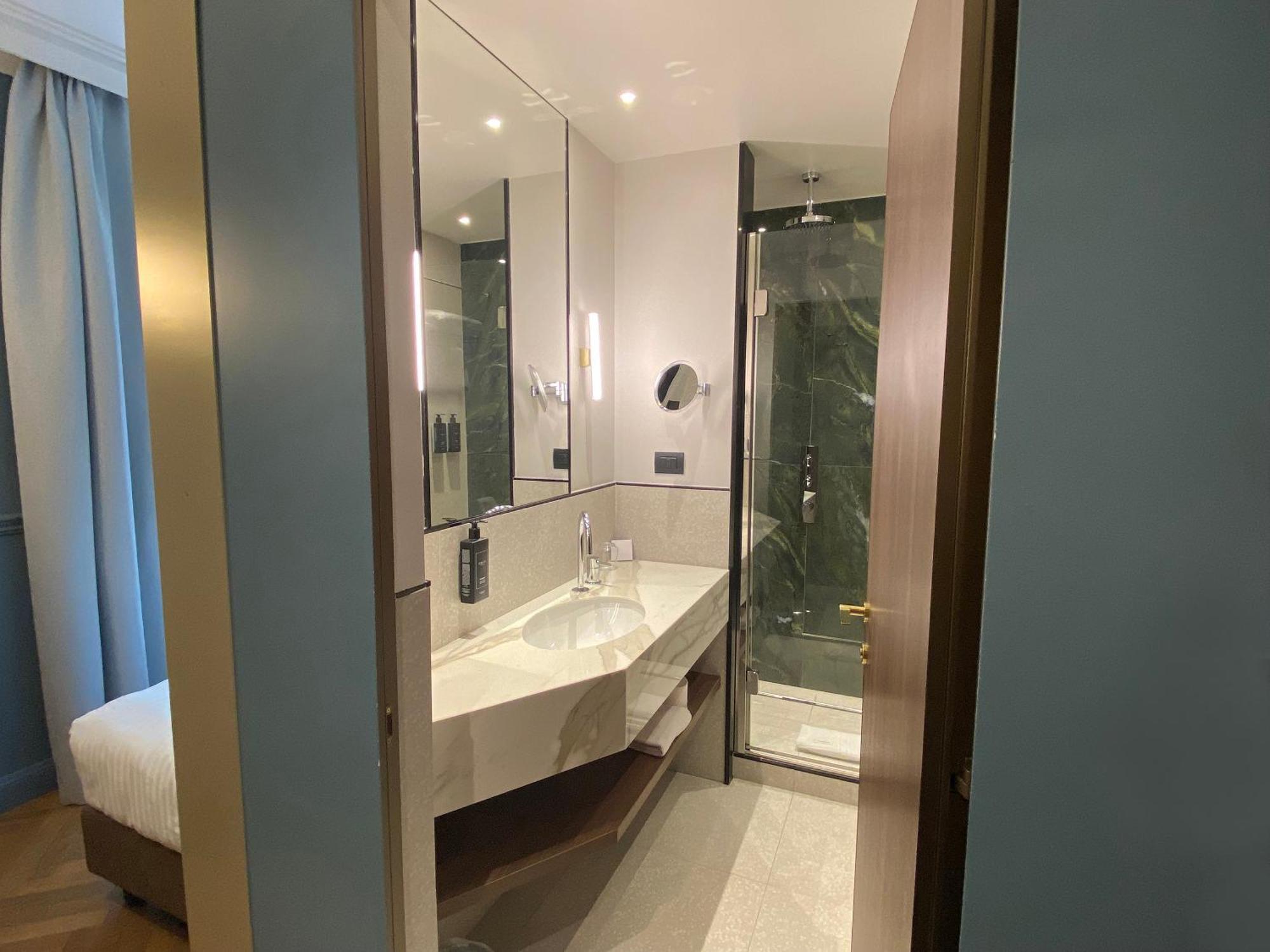 Hotel Berna Milano Esterno foto